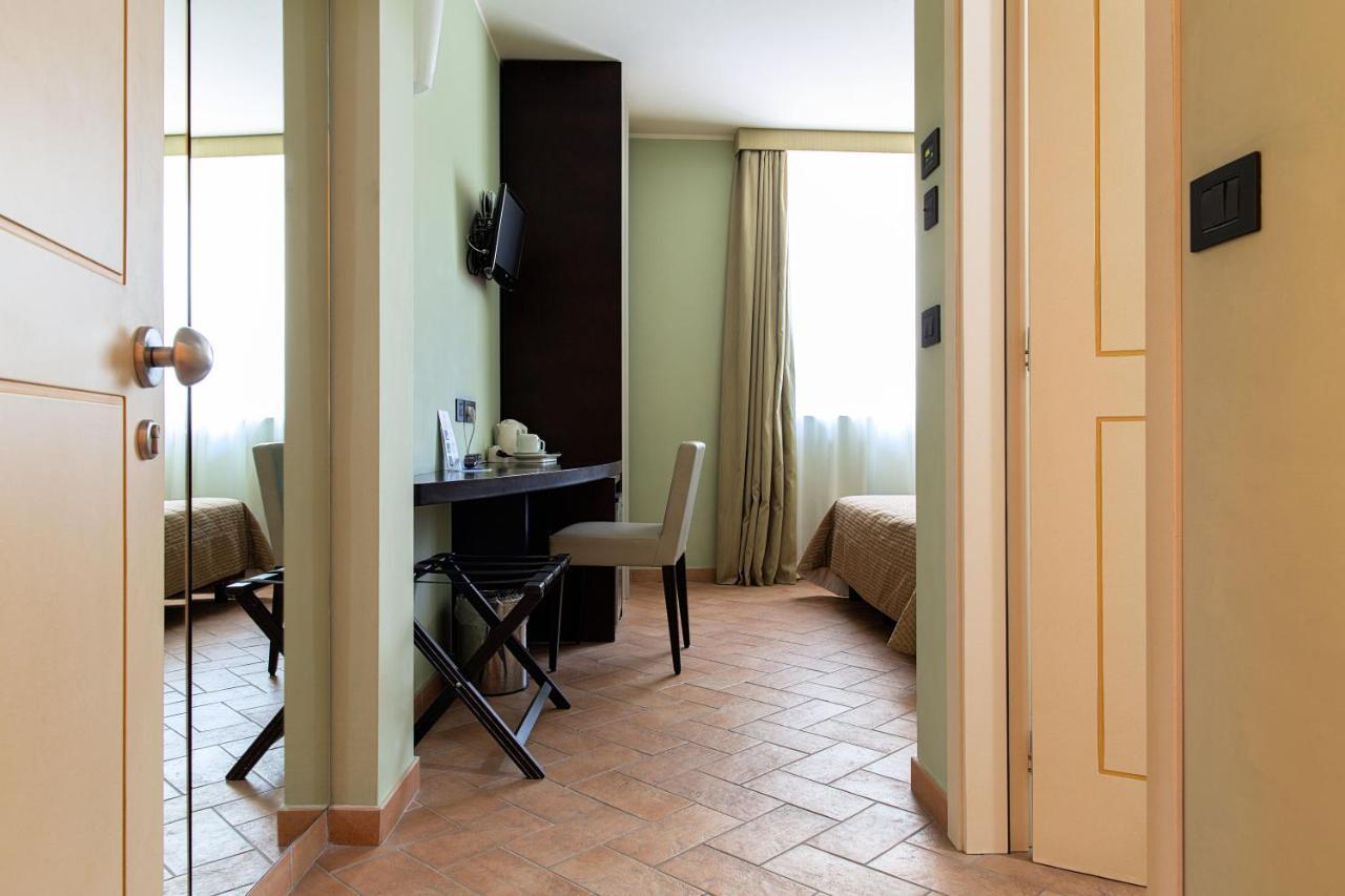 فندق Magione Papale Relais LʼAquila المظهر الخارجي الصورة