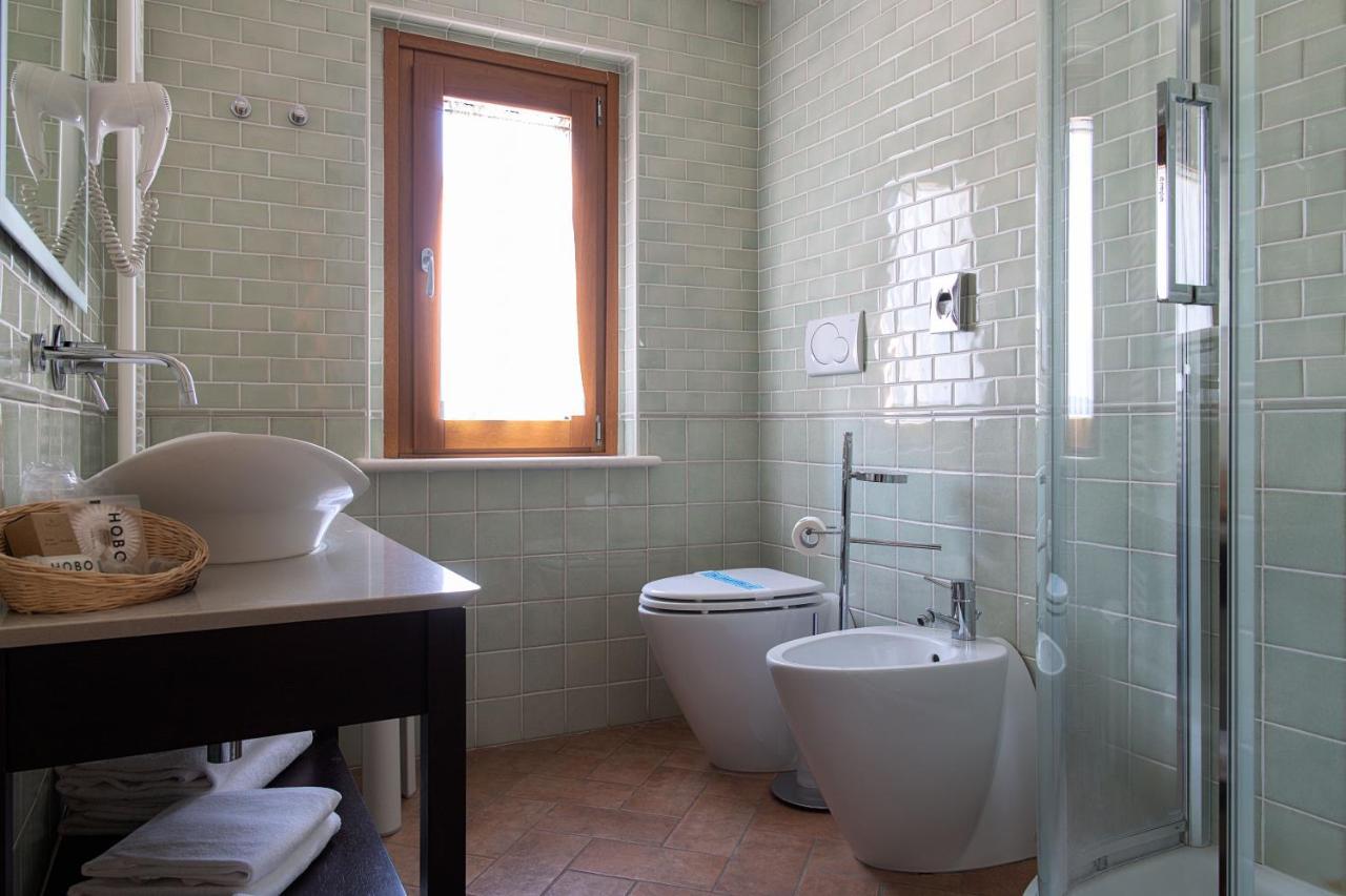 فندق Magione Papale Relais LʼAquila المظهر الخارجي الصورة