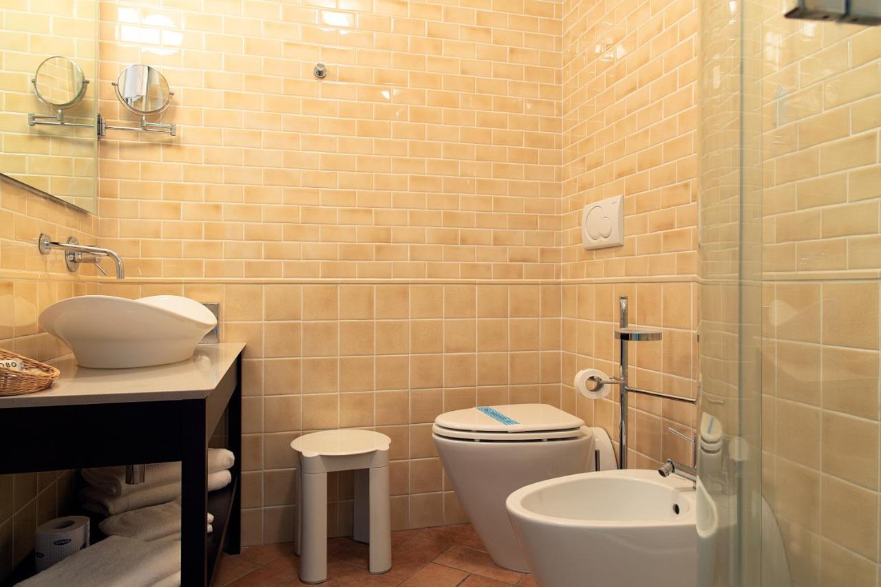 فندق Magione Papale Relais LʼAquila المظهر الخارجي الصورة