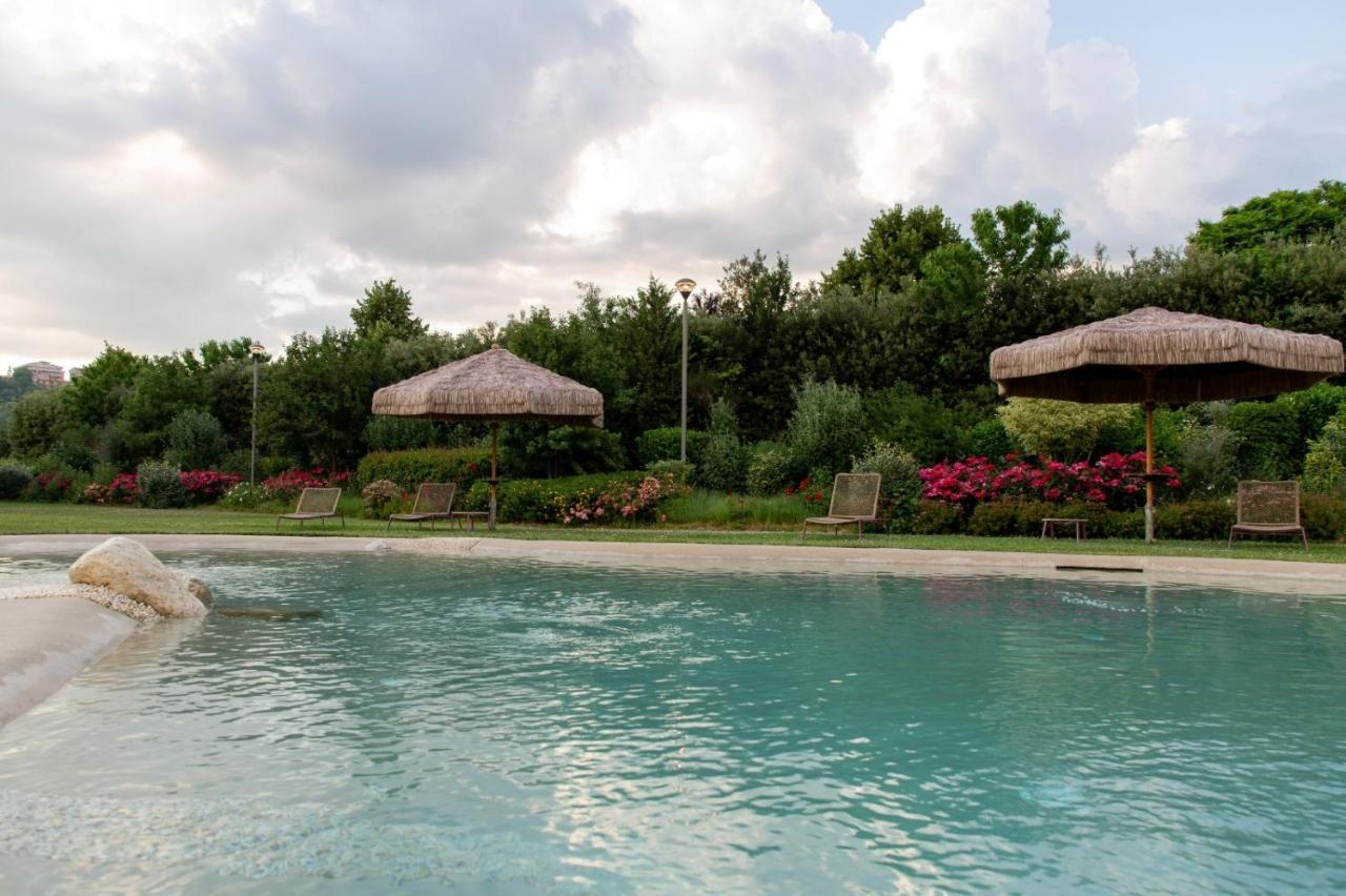 فندق Magione Papale Relais LʼAquila المظهر الخارجي الصورة
